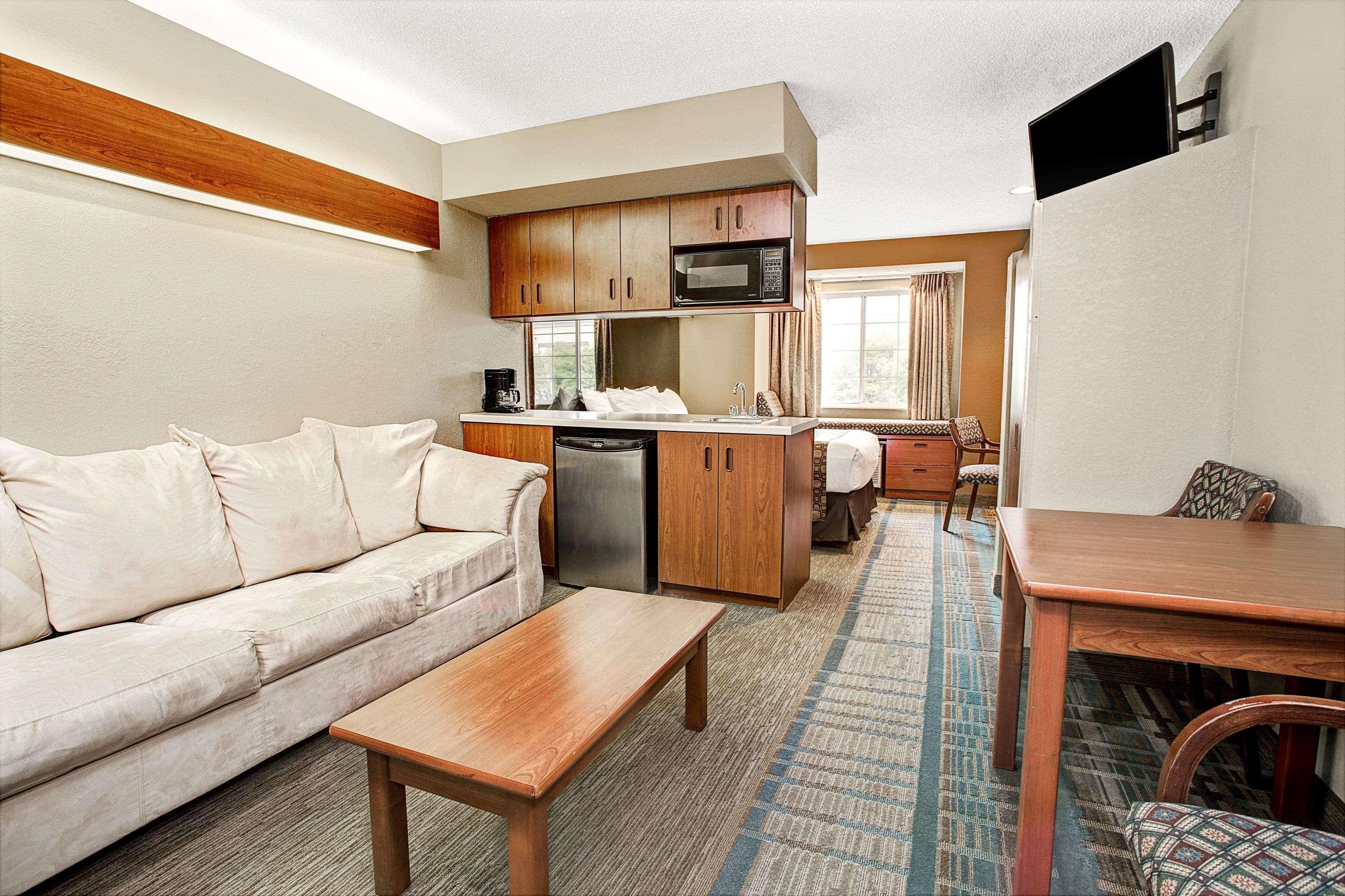 Microtel Inn & Suites By Wyndham Mason Exterior foto